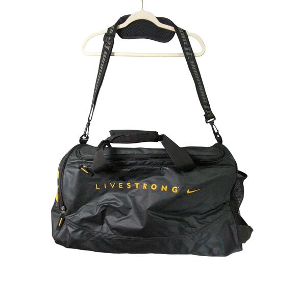 Nike Livestrong Gym Bag Black Duffel Swoosh - Picture 1 of 10